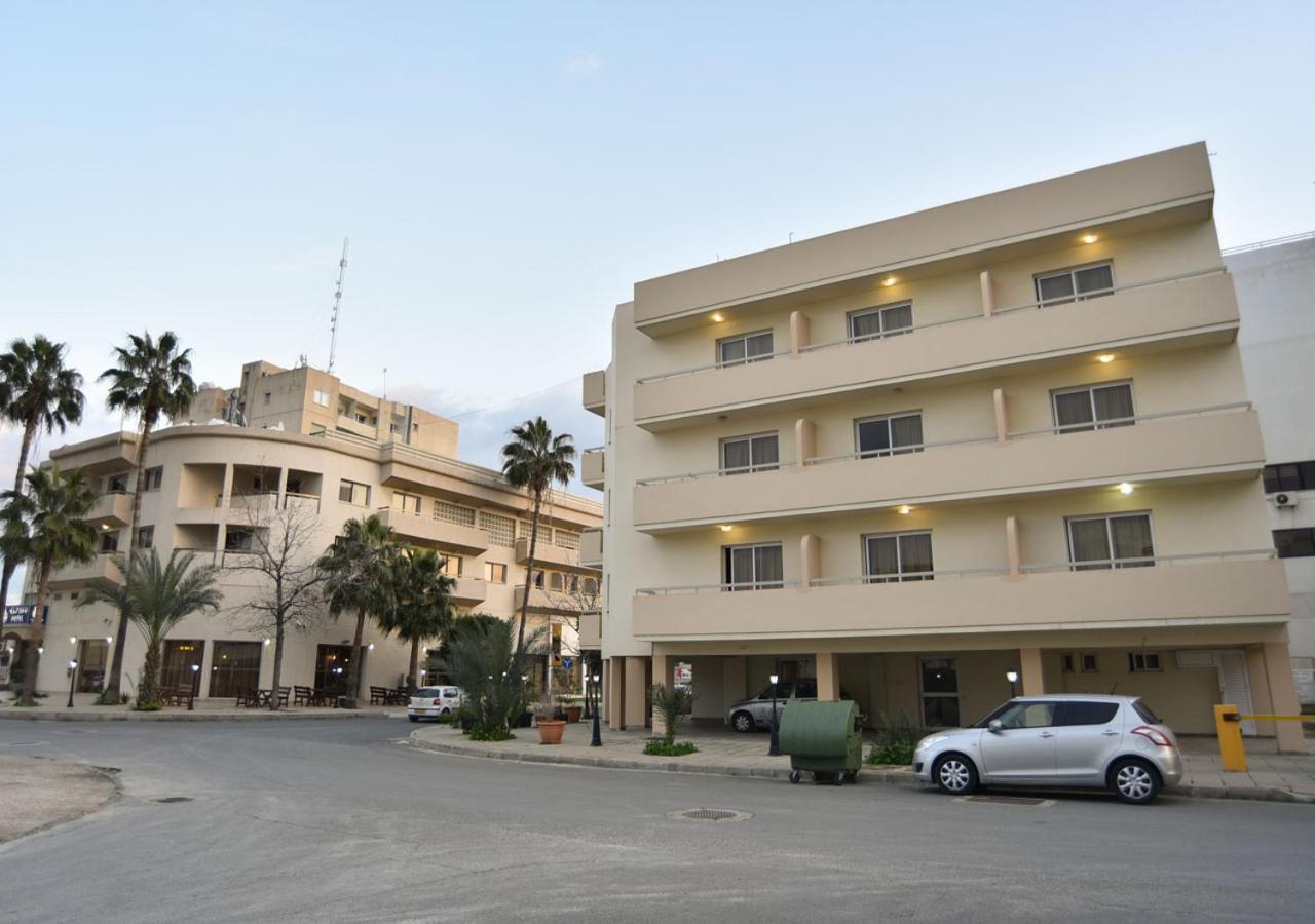 Elysso Apartments Larnaca Exterior foto